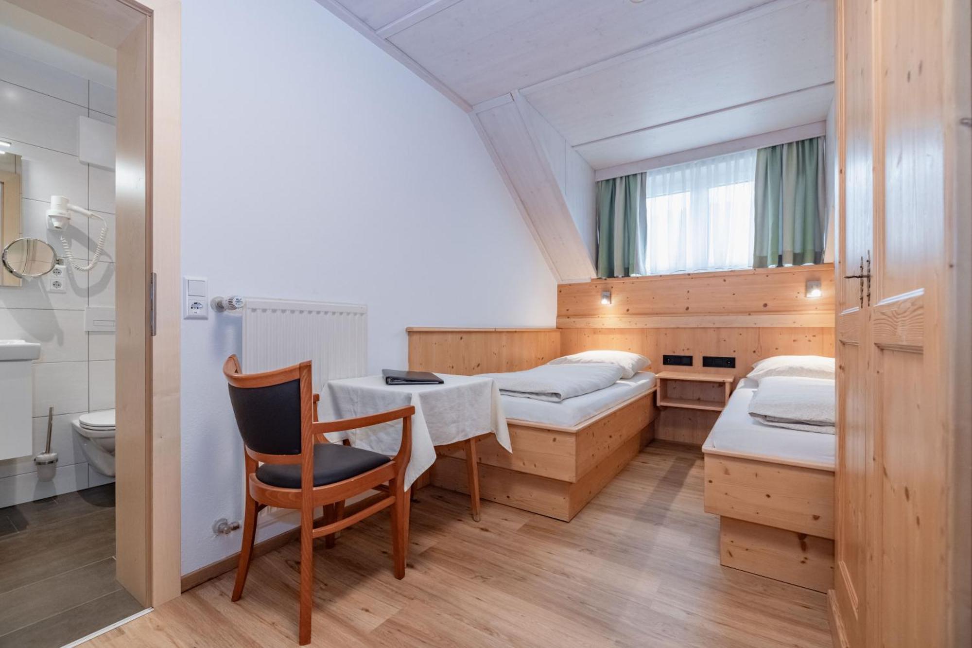 Gasthof - Pension Durnthaler Tropolach Luaran gambar
